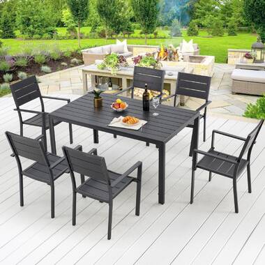 Outdoor dining and online seating sets